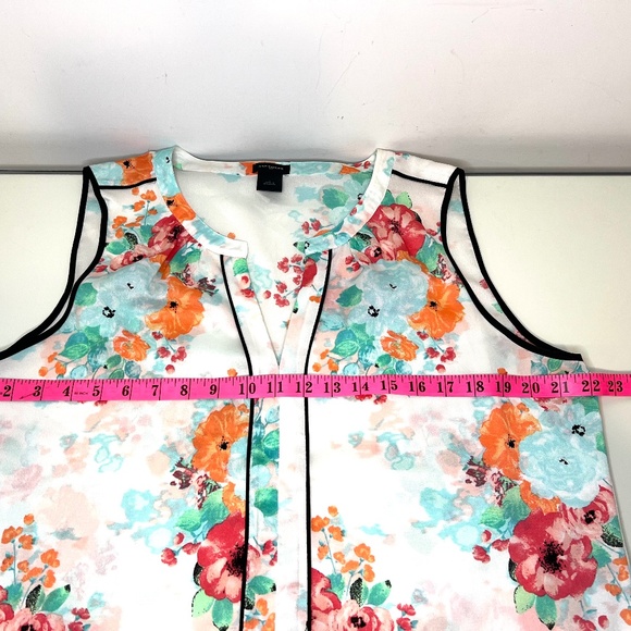Ann Taylor Floral Sleeveless Top Lightweight Summer Size L - Picture 11 of 11